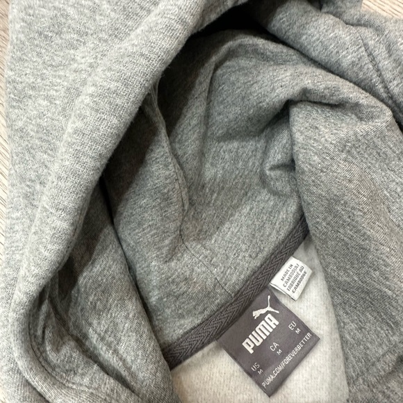 PUMA sweater size M - Picture 2 of 3